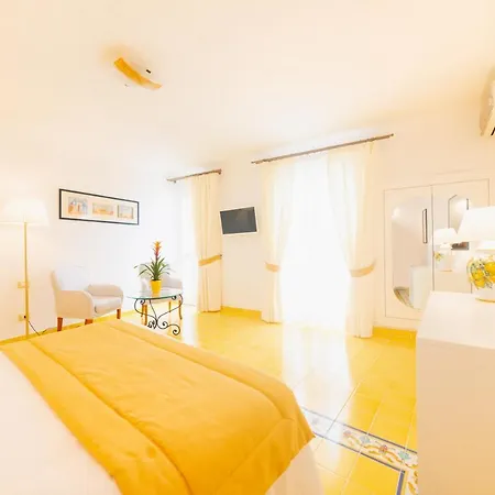 Hotell Bianca 4*